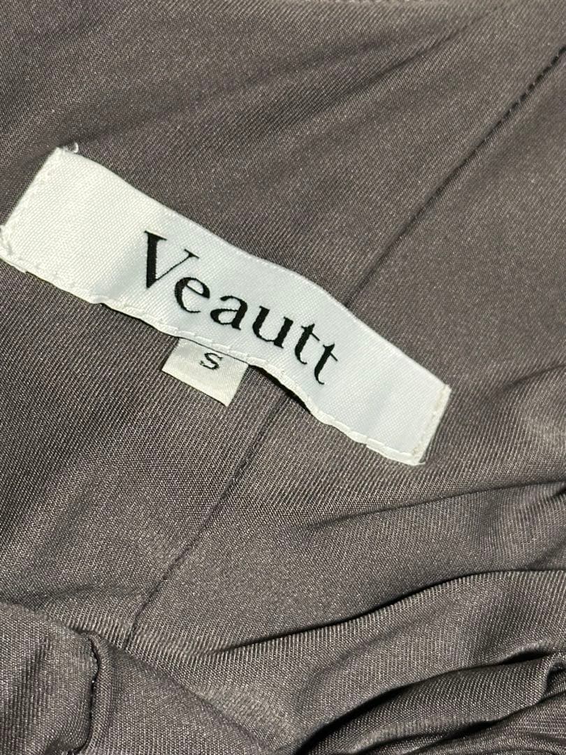 Veautt ショルダーチェーンドレス