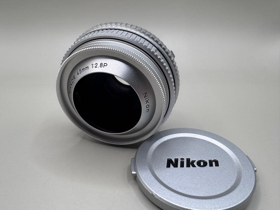 【美品】 Nikon NIKKOR 45mm f/2.8 P