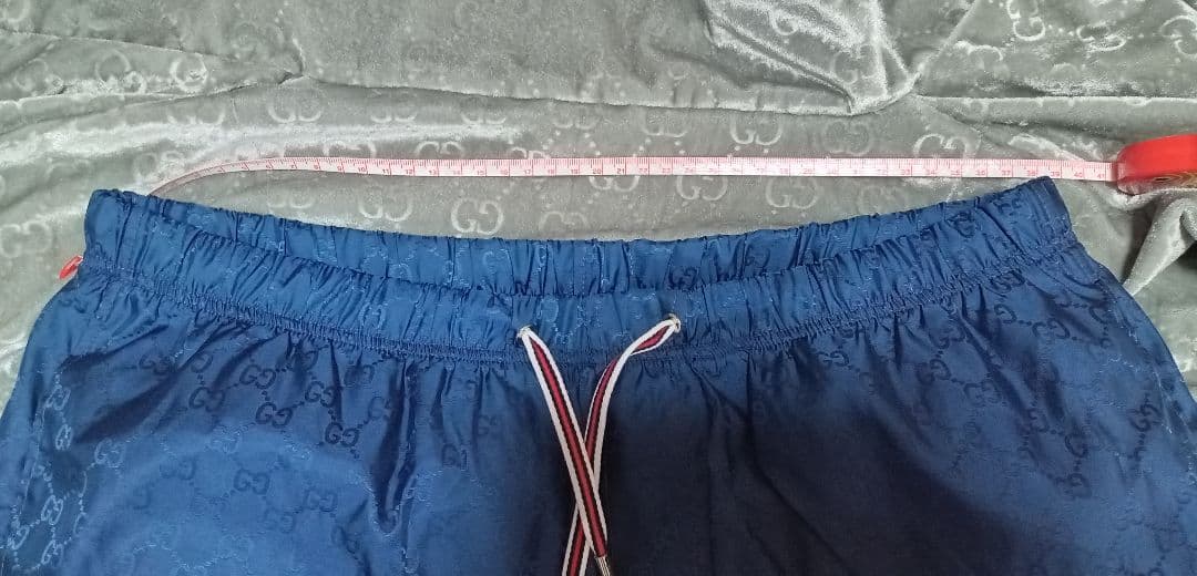 GUCCI ハーフパンツ　М　スイムパンツ 水着 海パン ショートパンツ　シマ柄