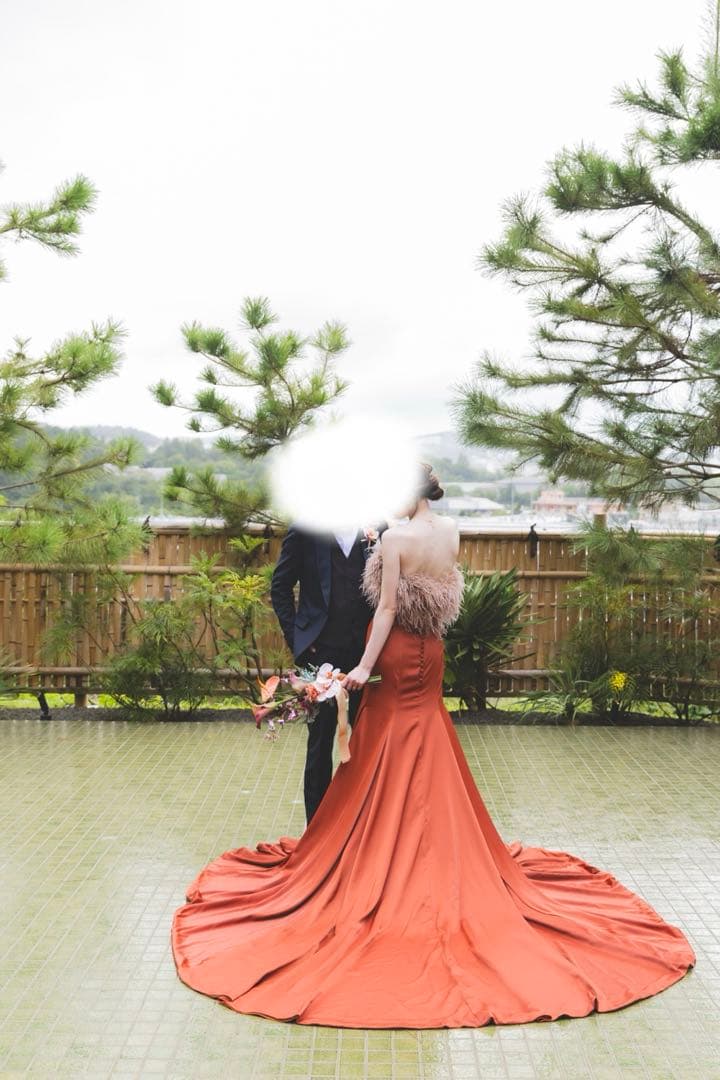 【たー】カラードレス テラコッタ色 マーメイドライン フェザー