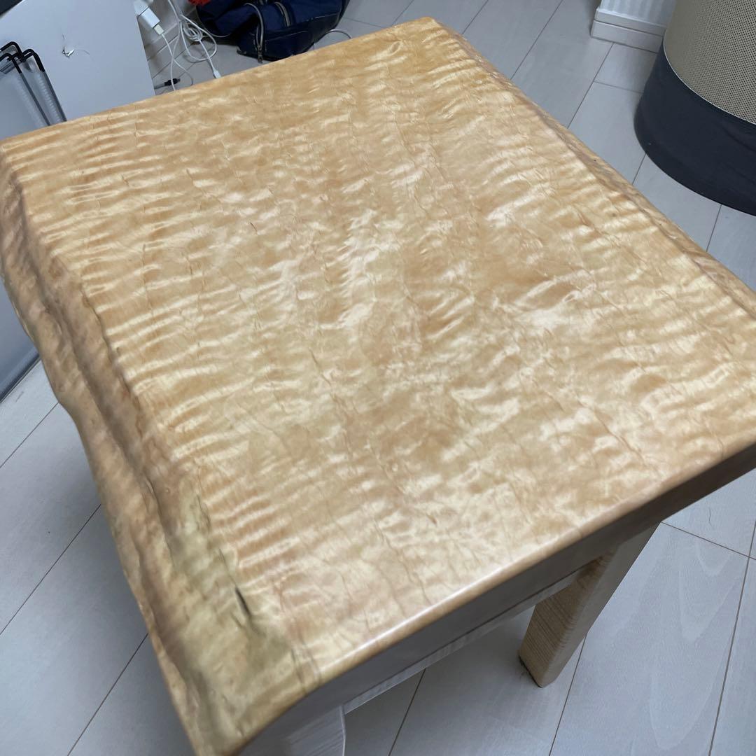 サイドテーブル 楓縮杢 一枚板