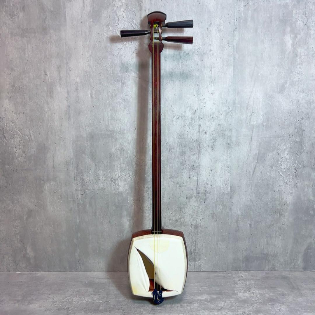 津軽三味線 紅木 東さわり　太棹　和楽器 弦楽器 ハードケース 三味線