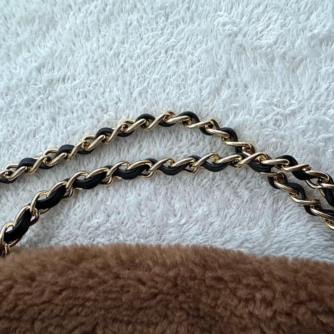 未使用品　ヴィオラドーロ ELMO エコムートン チェーンショルダートートバッグ