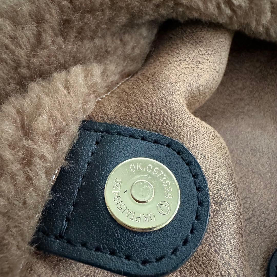 未使用品　ヴィオラドーロ ELMO エコムートン チェーンショルダートートバッグ