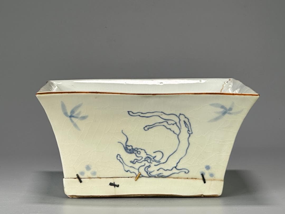 茶道具　白磁　青花龍文　方水指　茶器　大明嘉靖年製　時代供箱付　時代　古物保証