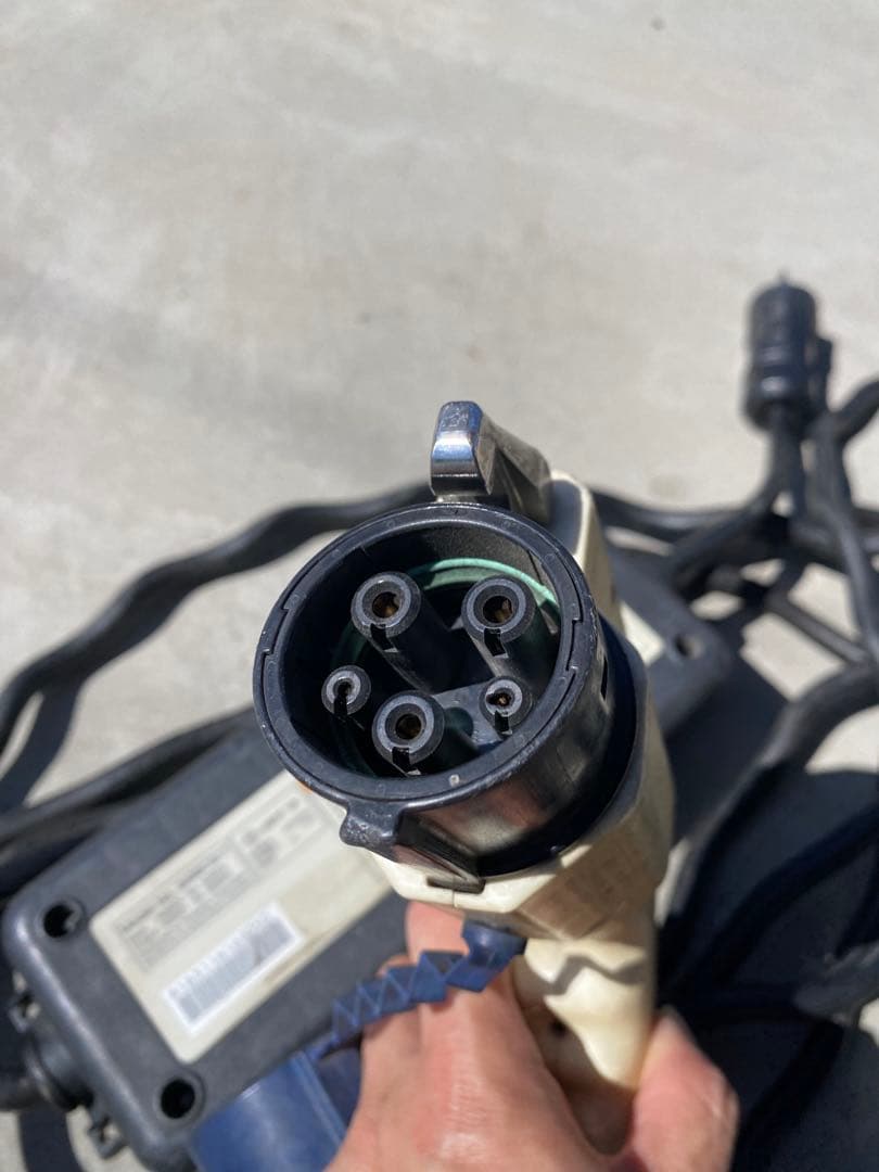 Mitsubishi MIEV 専用充電器 200V 三菱　電気自動車