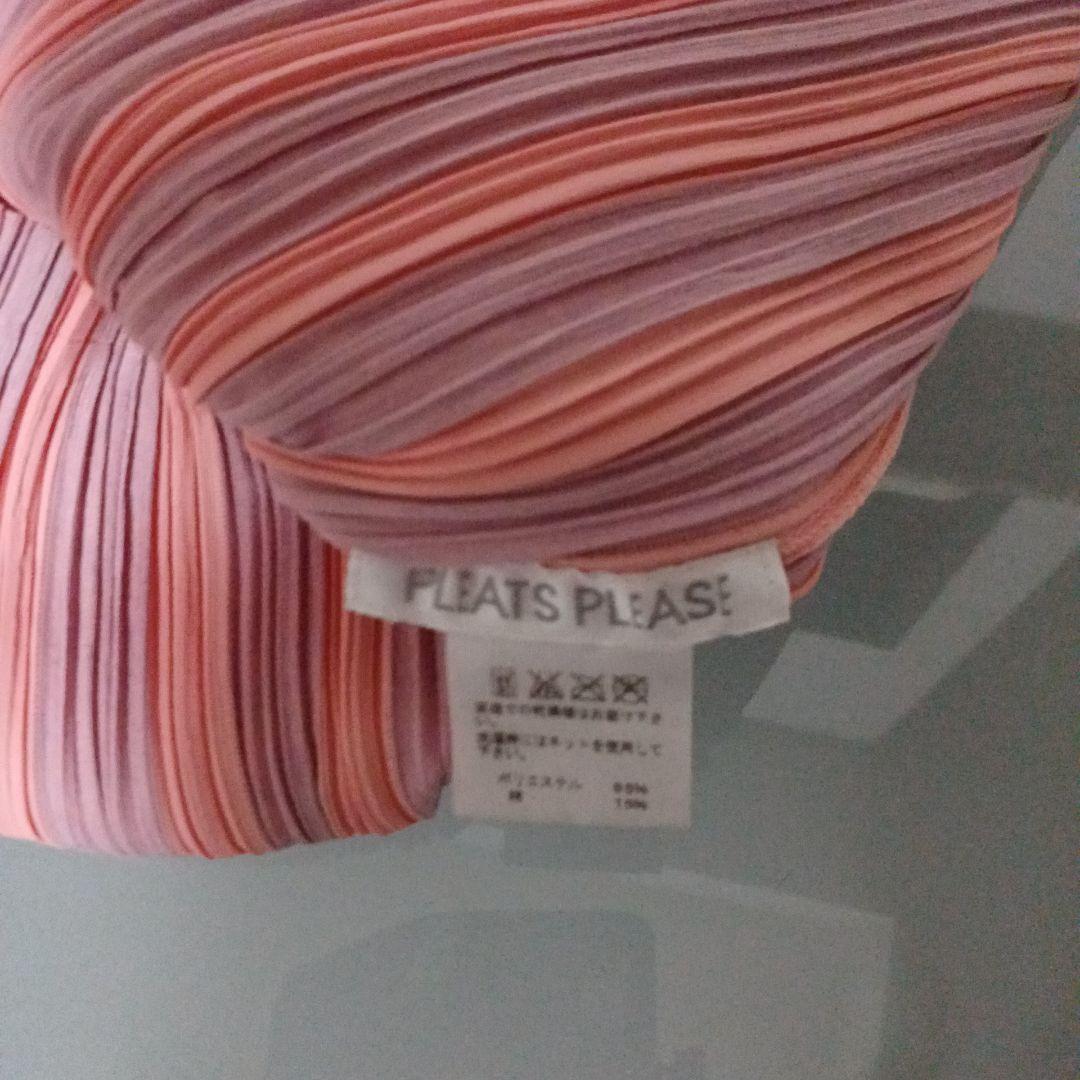 イッセイミヤケ　PLEATS PLEASE