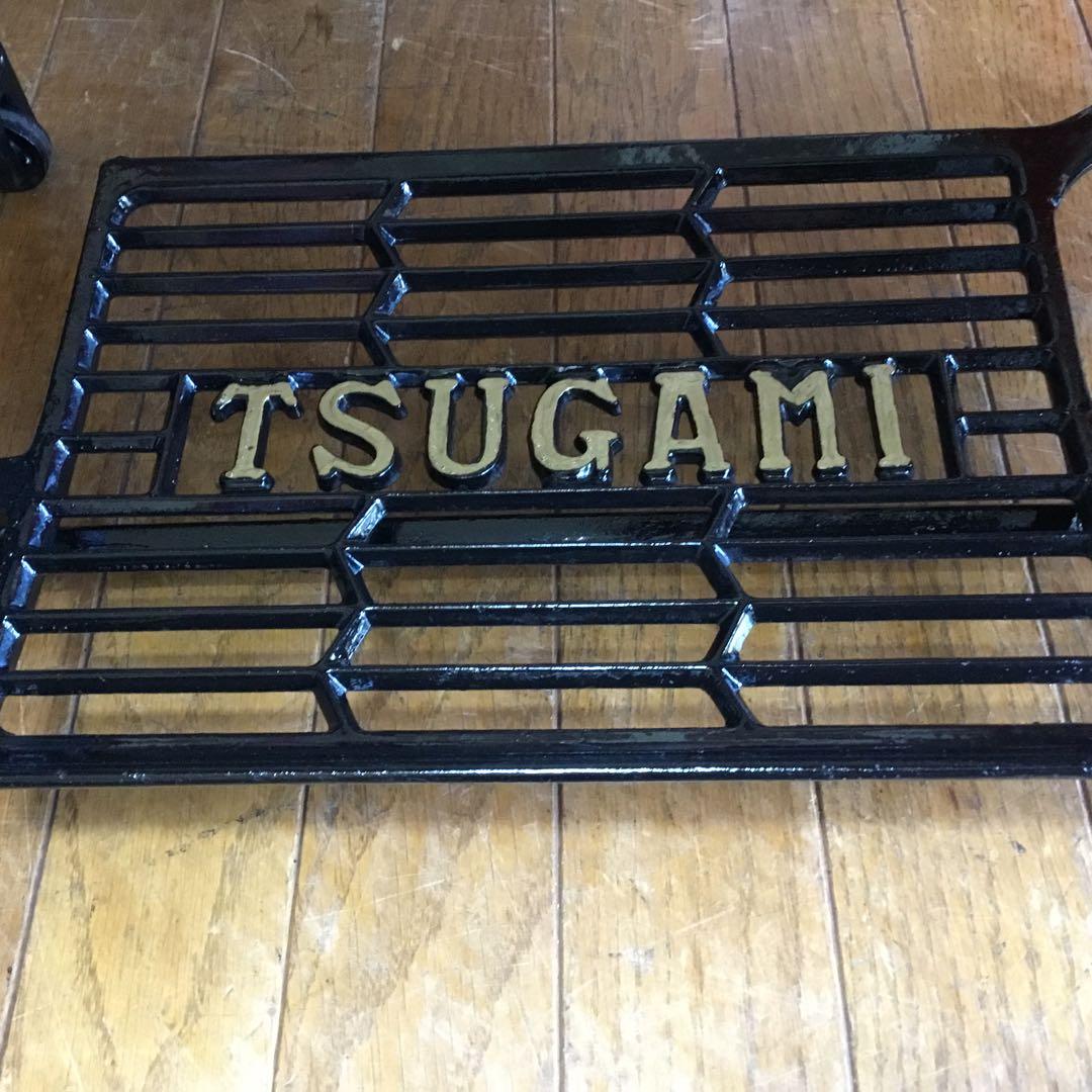 ※アンティーク※TSUGAMI足踏みミシン脚のテーブル　アイアン