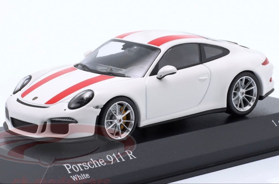 1/43 Porsche 911 R 2016MY ホワイト&レッドストライプ