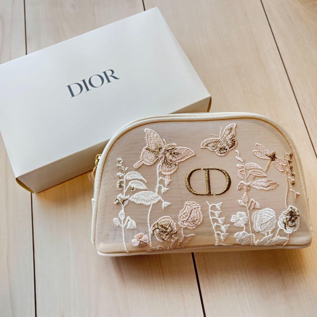 Dior マザーズデイ　オリジナルポーチ　刺繍ポーチ　ノベルティ