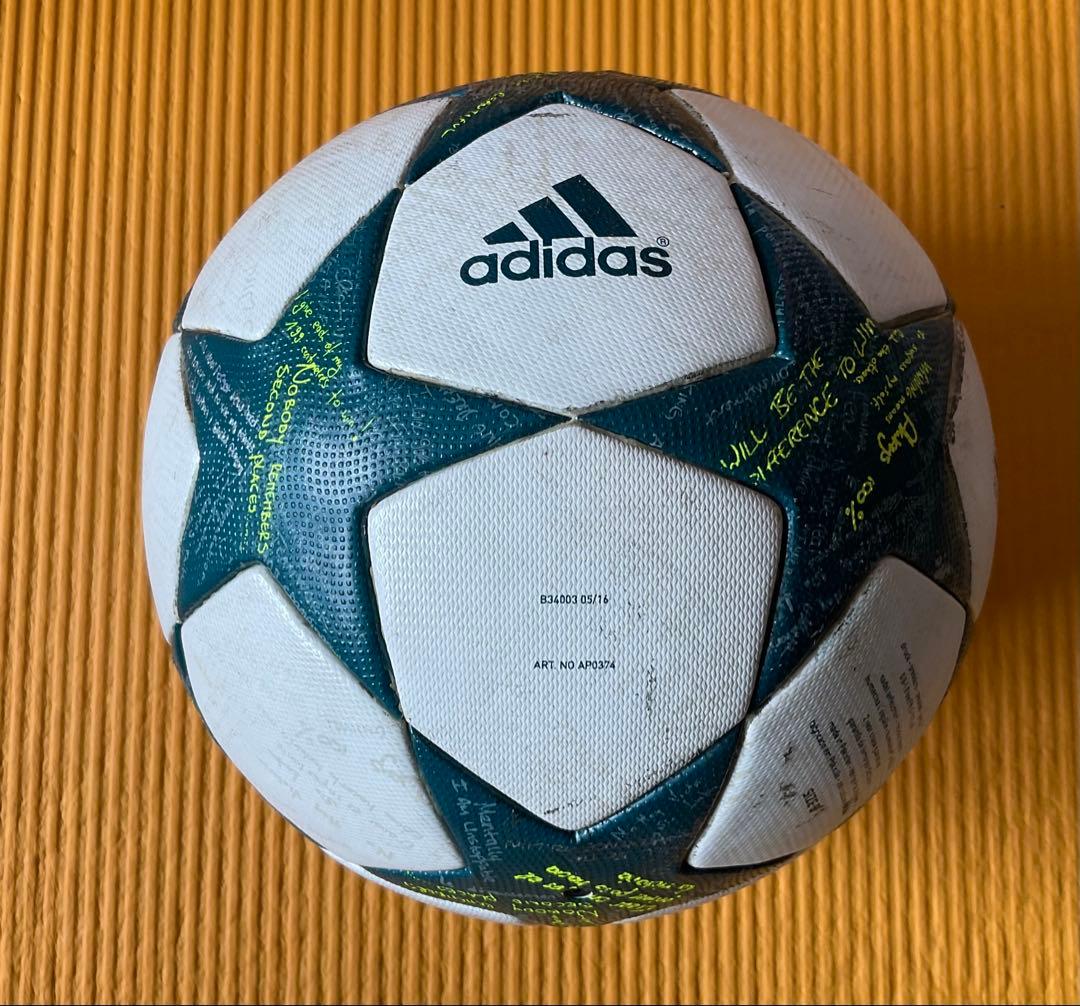UEFA チャンピオンズリーグ 公式球 2017【レア】