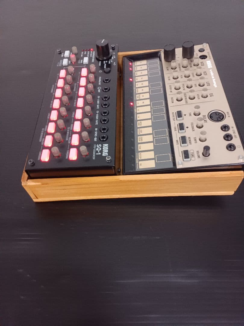 エ*ン様 KORG Volca keys + SQ-1 自作ラック付き
