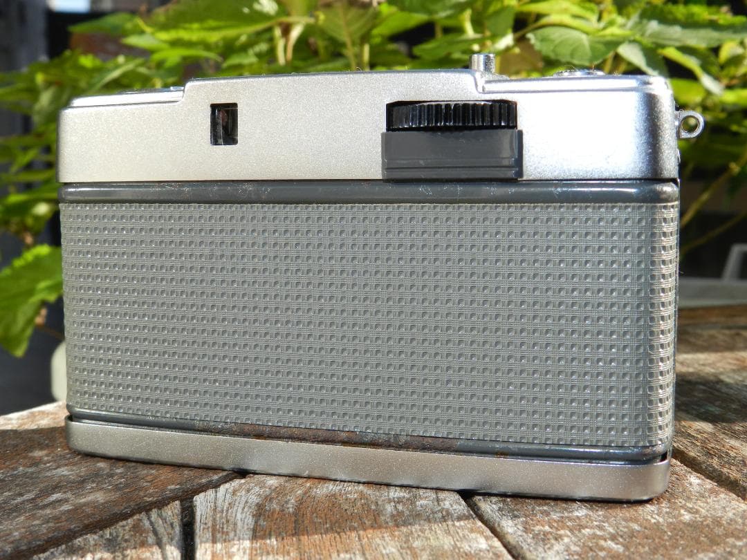 完動品　OLYMPUS PEN EE ハーフフィルムカメラ　即撮影可