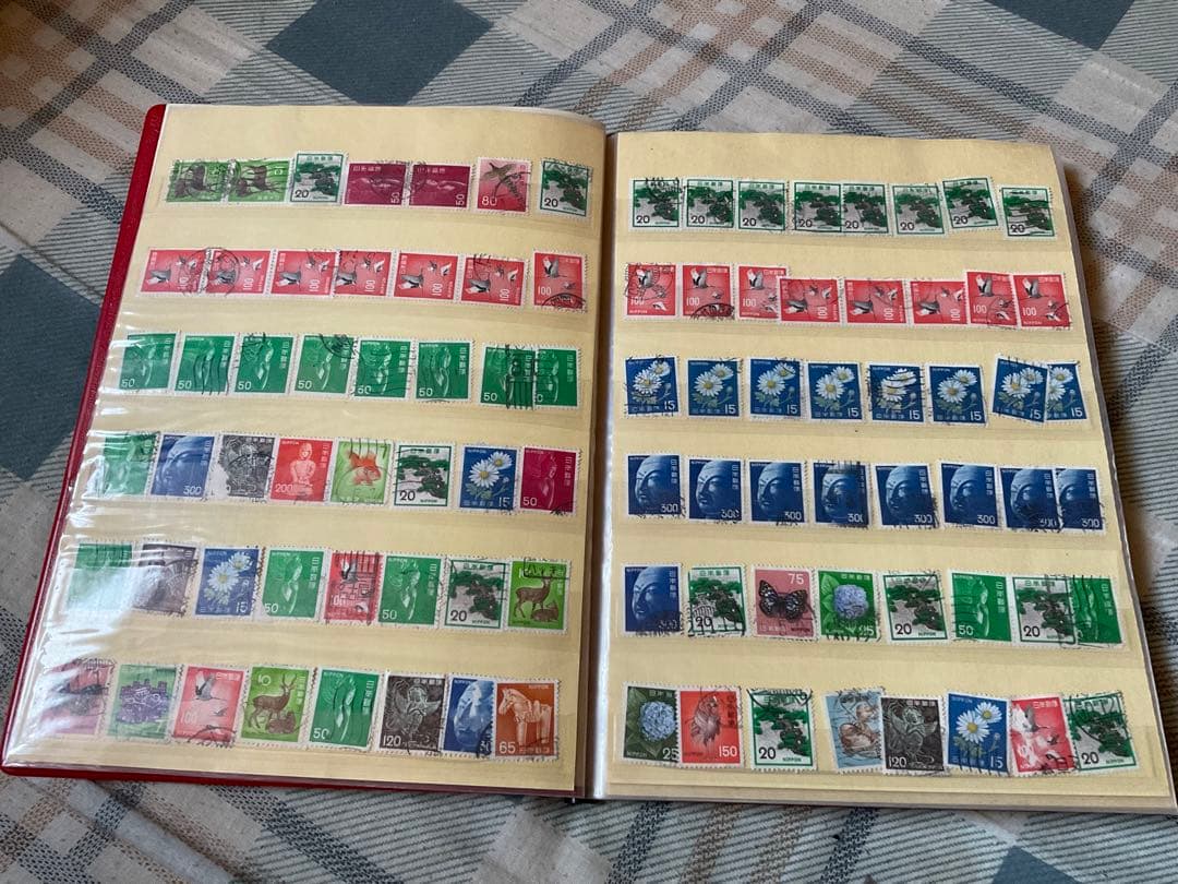 使用済み切手／日本国内の切手　アルバムにビッシリシリーズ第3弾【昭和レトロ】。