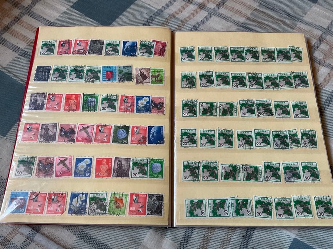 使用済み切手／日本国内の切手　アルバムにビッシリシリーズ第3弾【昭和レトロ】。