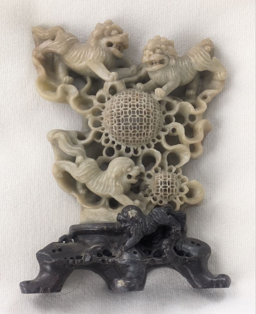 獅子彫刻 　天然石 青田石 骨董彫刻 置物 アンティーク