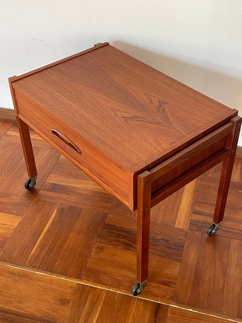 北欧 デンマーク ヴィンテージ チーク オイルフィニッシュ ソーイング ワゴン