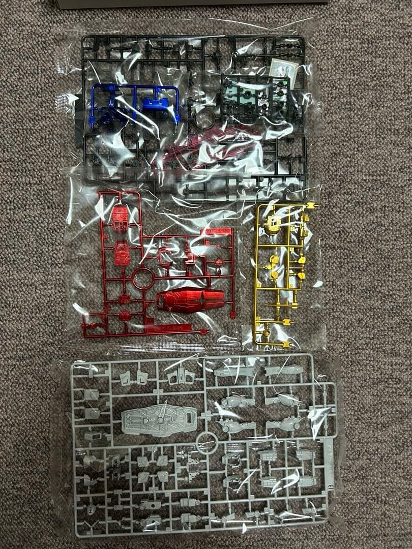 r*3様 【未組立】RX-78F00 ガンダム チタンフィニッシュ アクションベ