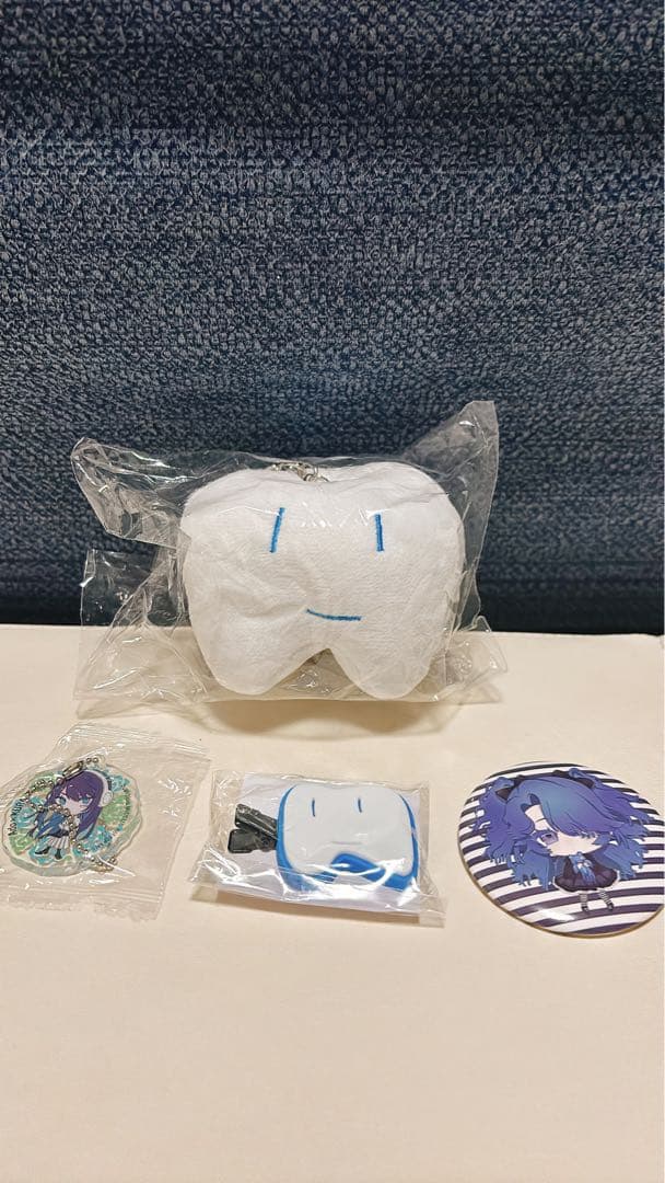 【未開封・おまけ付き】Ado こんにちは！はちゃんです ぬいぐるみ キーホルダー