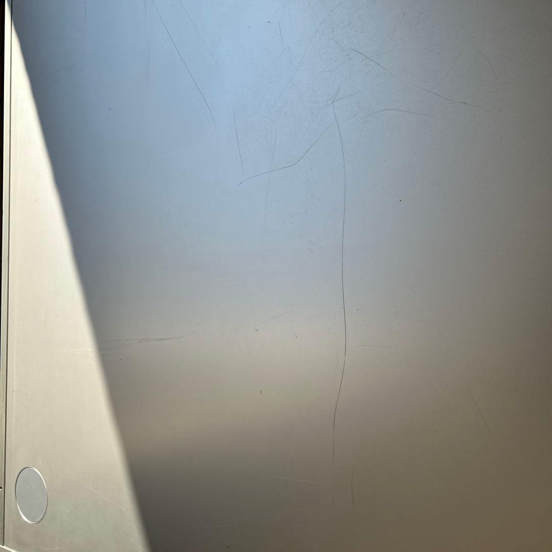 カッシーナ　イクシー　エアーフレーム