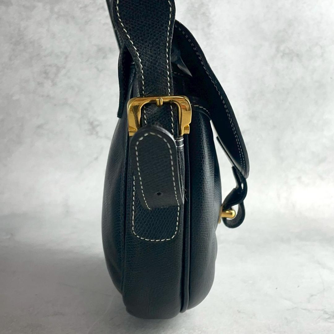 Y*a様 極希少✨ロエベ ショルダーバッグ アナグラム ロゴ型押し レザー 黒