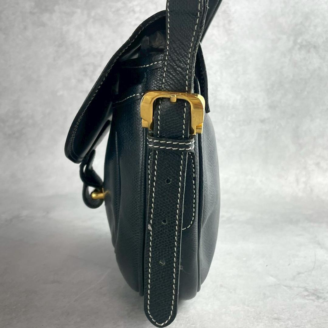 Y*a様 極希少✨ロエベ ショルダーバッグ アナグラム ロゴ型押し レザー 黒