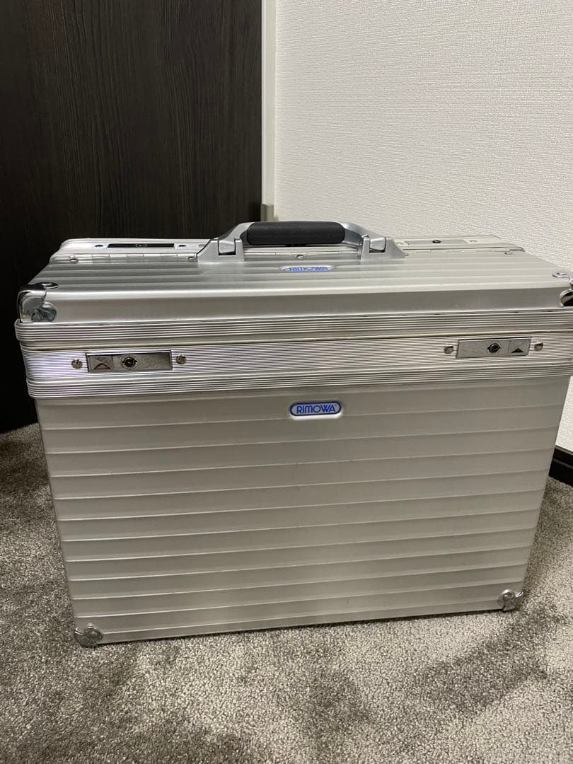 RIMOWA ケース