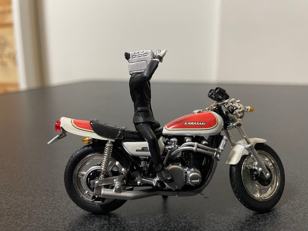 アオシマ　GTO 火の玉　ZI ZⅡ RZ ミニチュアバイクセット 希少