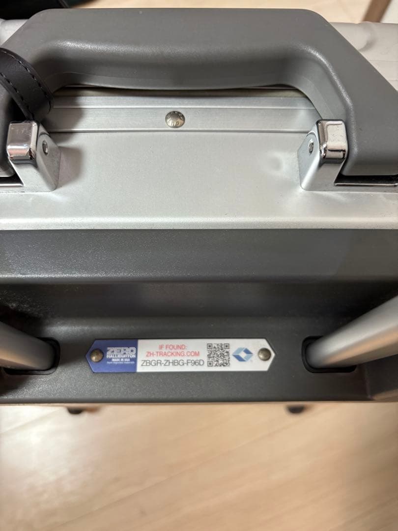 【定価10万円】ゼロハリバートン　スーツケース