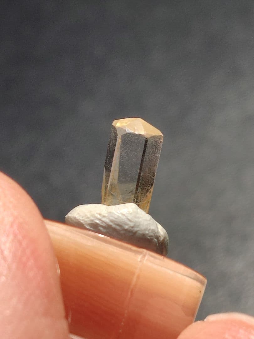 フェナカイト　ミャンマー産　1029