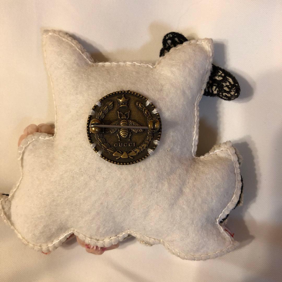 グッチ✖️ヒグチユウコ　ブローチ　コサージュ