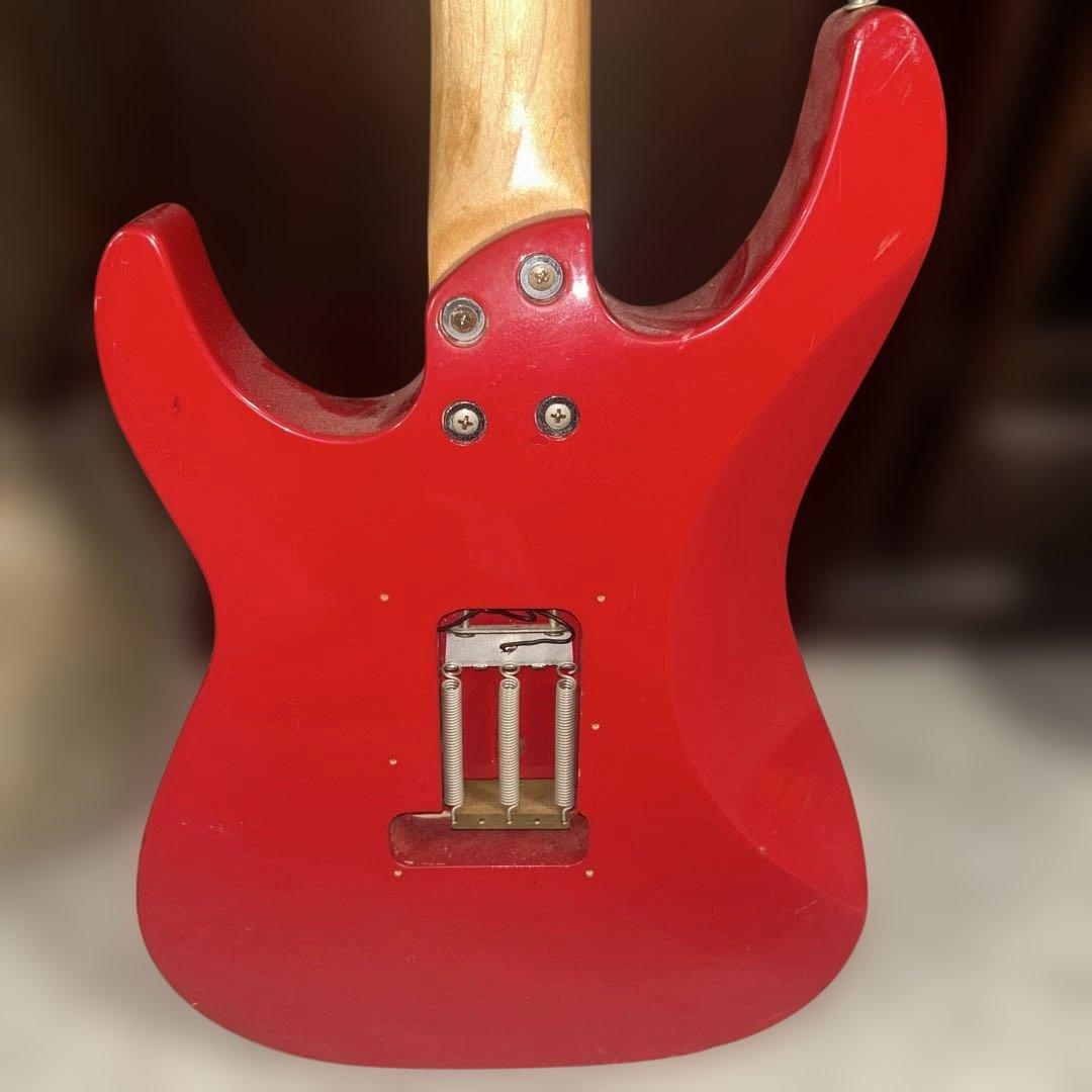 FERNANDES レッドエレキギター