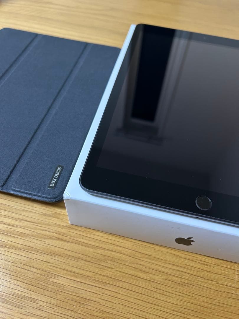 iPad本体 第7世代 スペースグレー 32GB Wi-Fiモデル