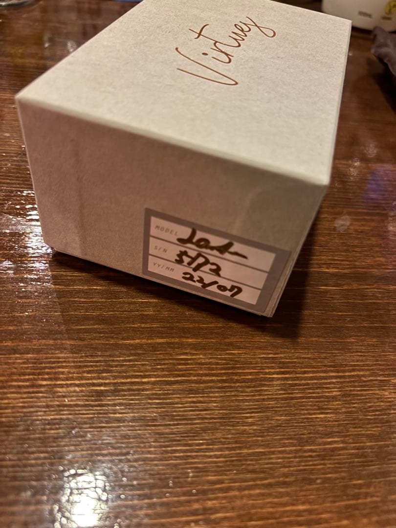 Virtues Lander Fuzz ギター　エフェクター