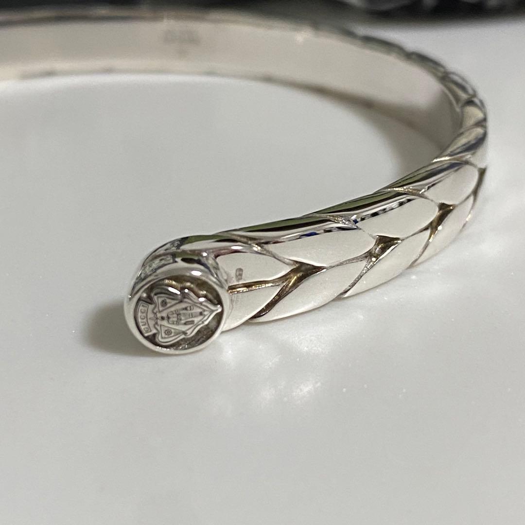 GUCCI 新品未使用品　クレストGバングル　ブレスレット　付属品　刻印19