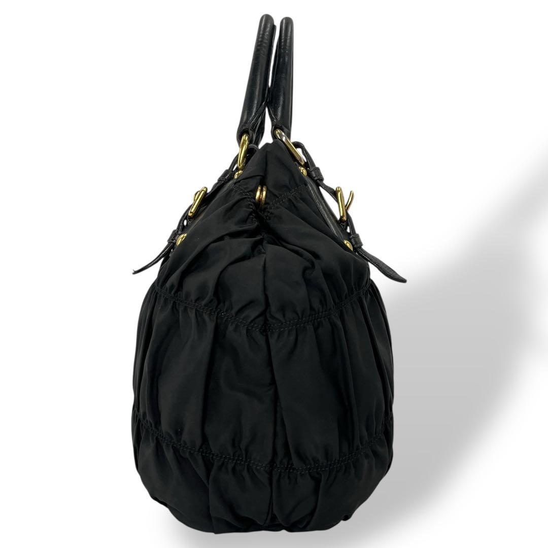 プラダ 2way ハンドバッグ　ショルダーバッグ　ギャザー　A4可　ナイロン