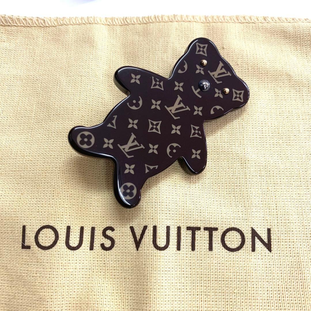 ヴィトン　ブローチ　くま　クマ　熊　ベア　モノグラム　新品