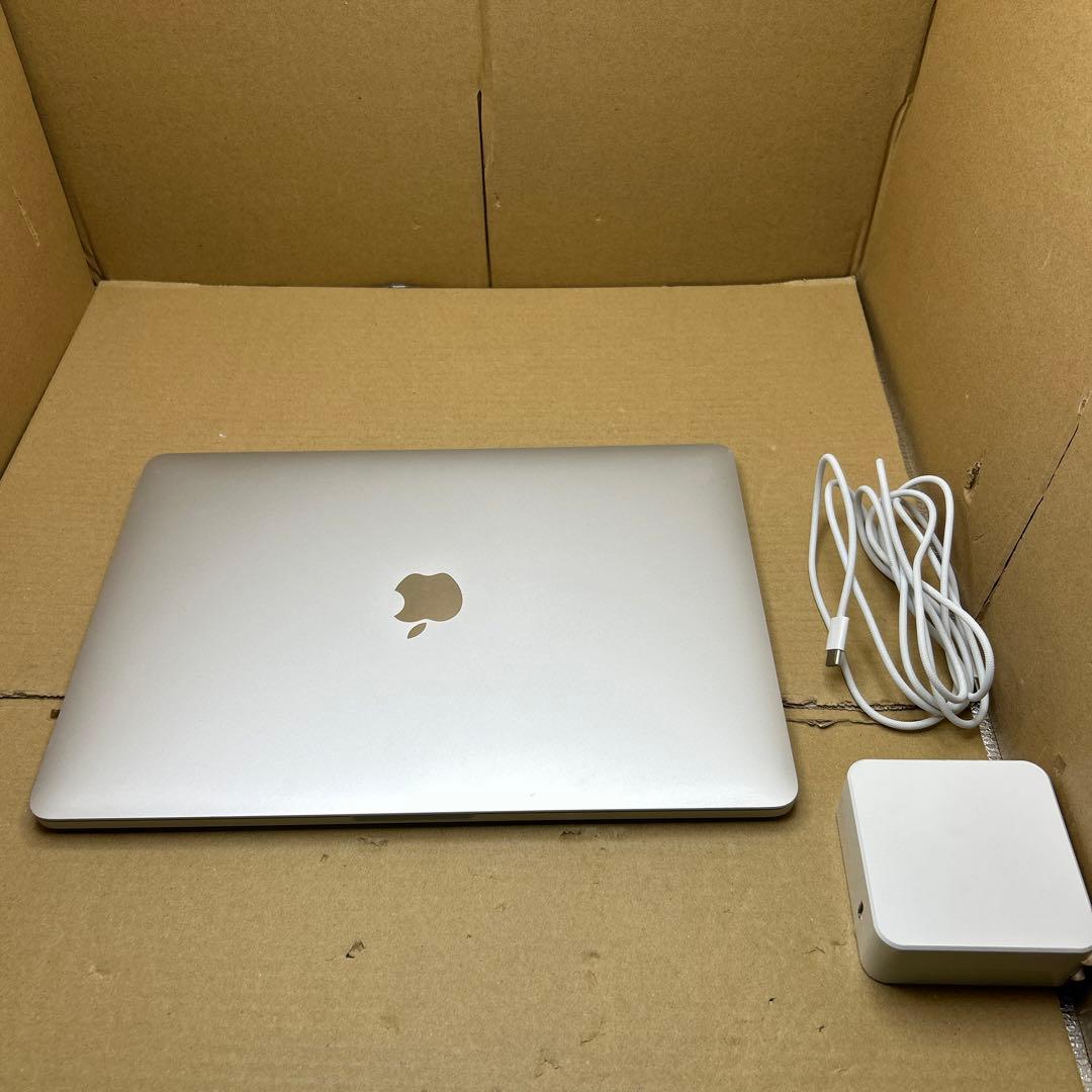 MacBook Pro 13インチ　2018 16GB/512GB シルバー