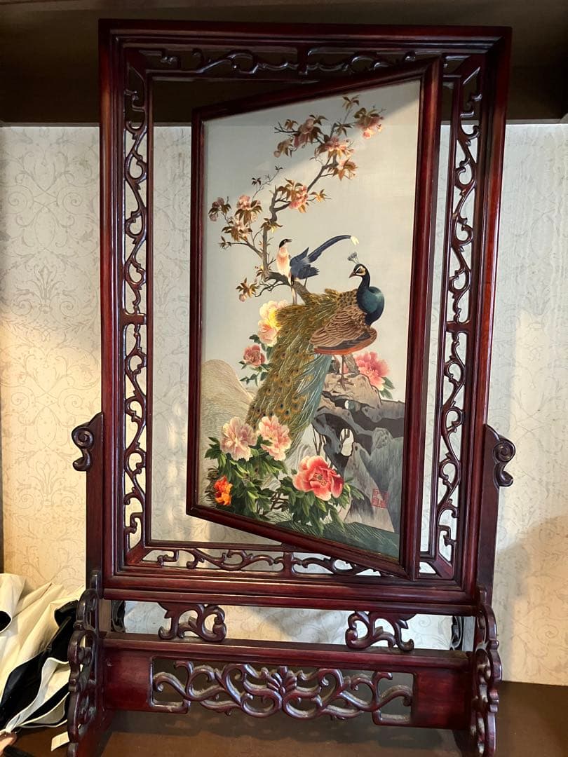 両面刺繍の伝統的な花と鳥の絵画