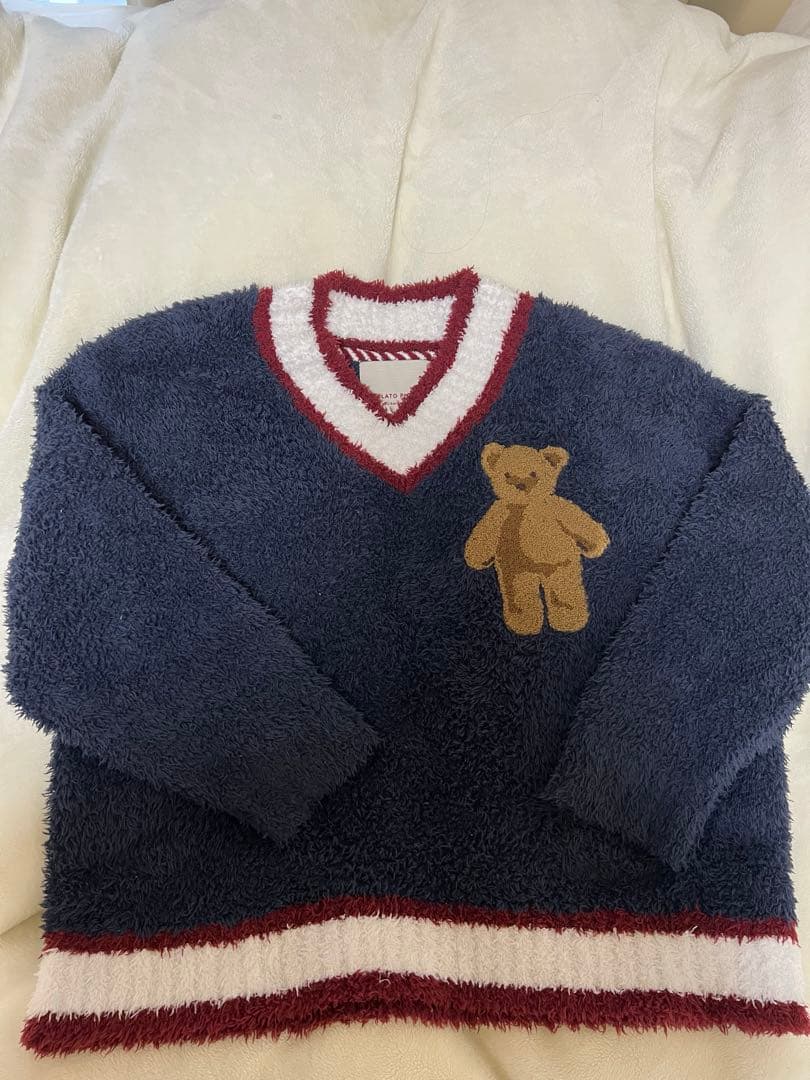 ジェラートピケ テディベア刺繍ネイビーVネック