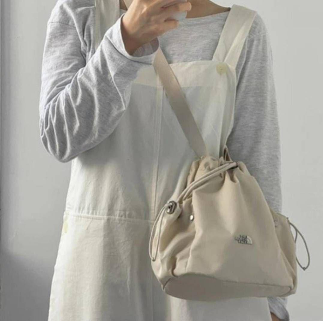 25AW新作 韓国限定 ノースフェイス ボニーバケットバッグ ミニ クリーム