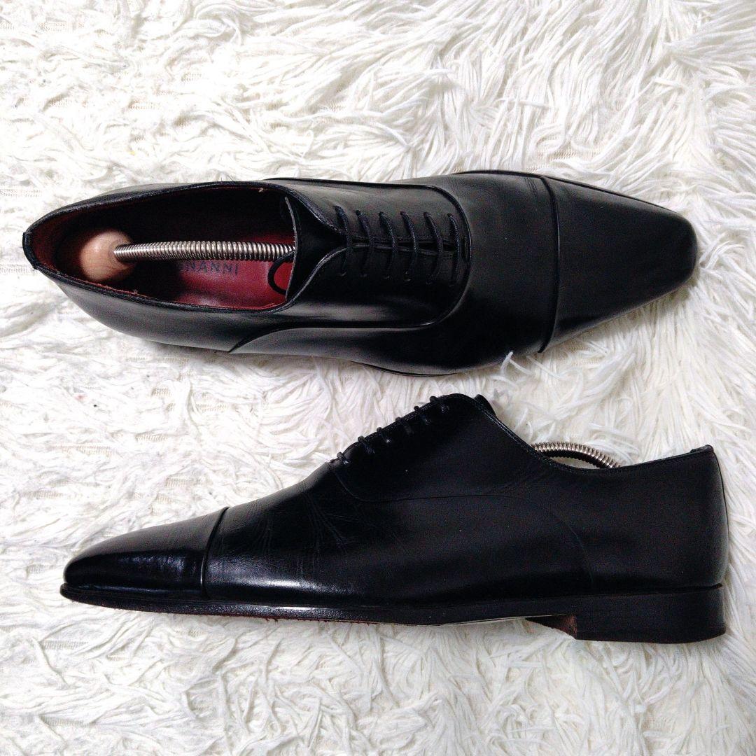 美品 ✨️ MAGNANNI 内羽根 ストレートチップ 41 黒