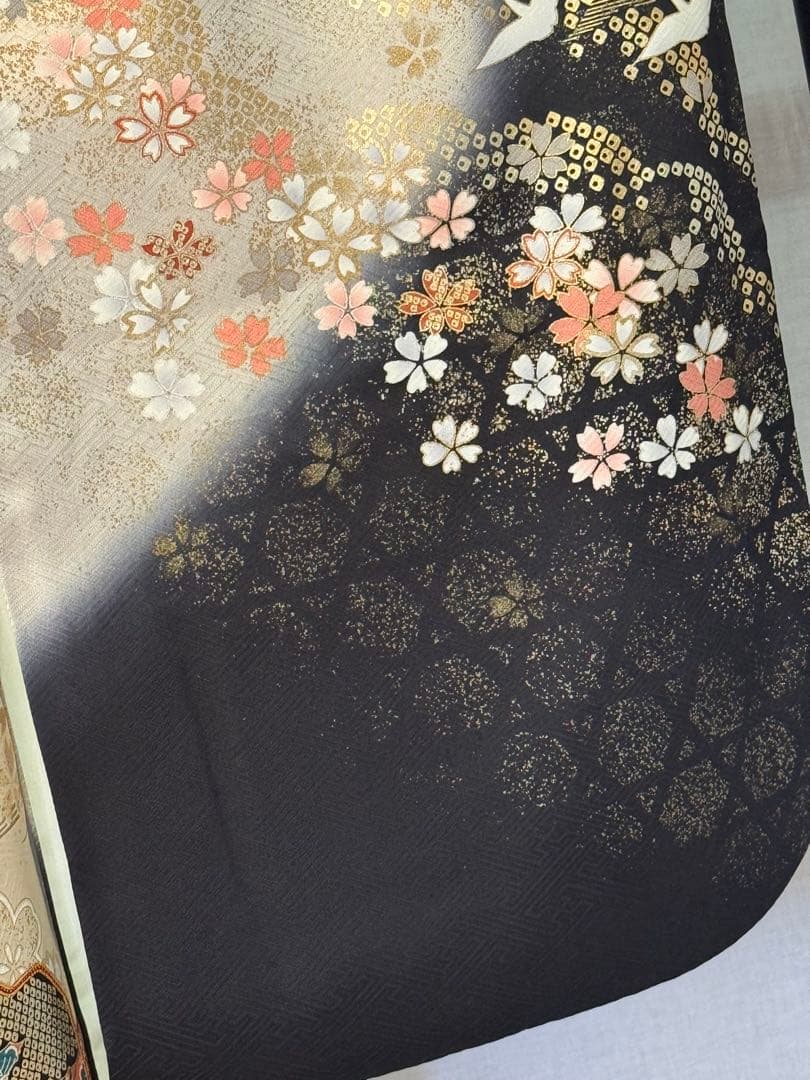 [極美品] 振袖　正絹　桜　鶴　紅　白　黒　高身長　成人式　結婚式　礼装