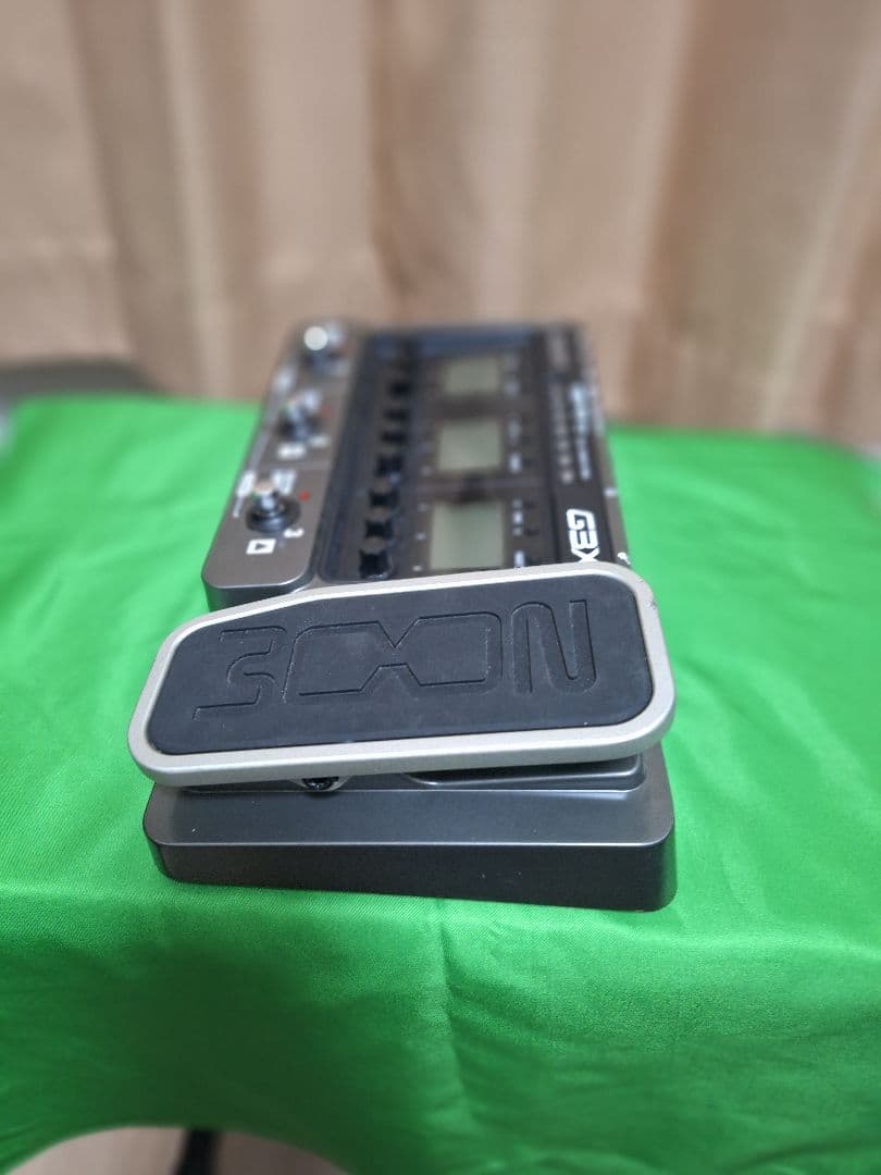 ZOOM G3X マルチエフェクター　純正アダプター・説明書付