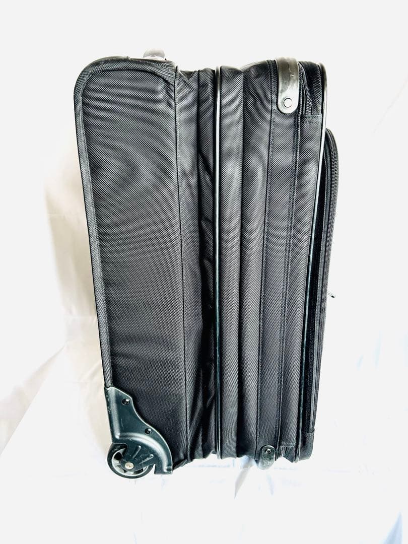 パスファインダー キャリーケース レボリューションズXT スーツケース