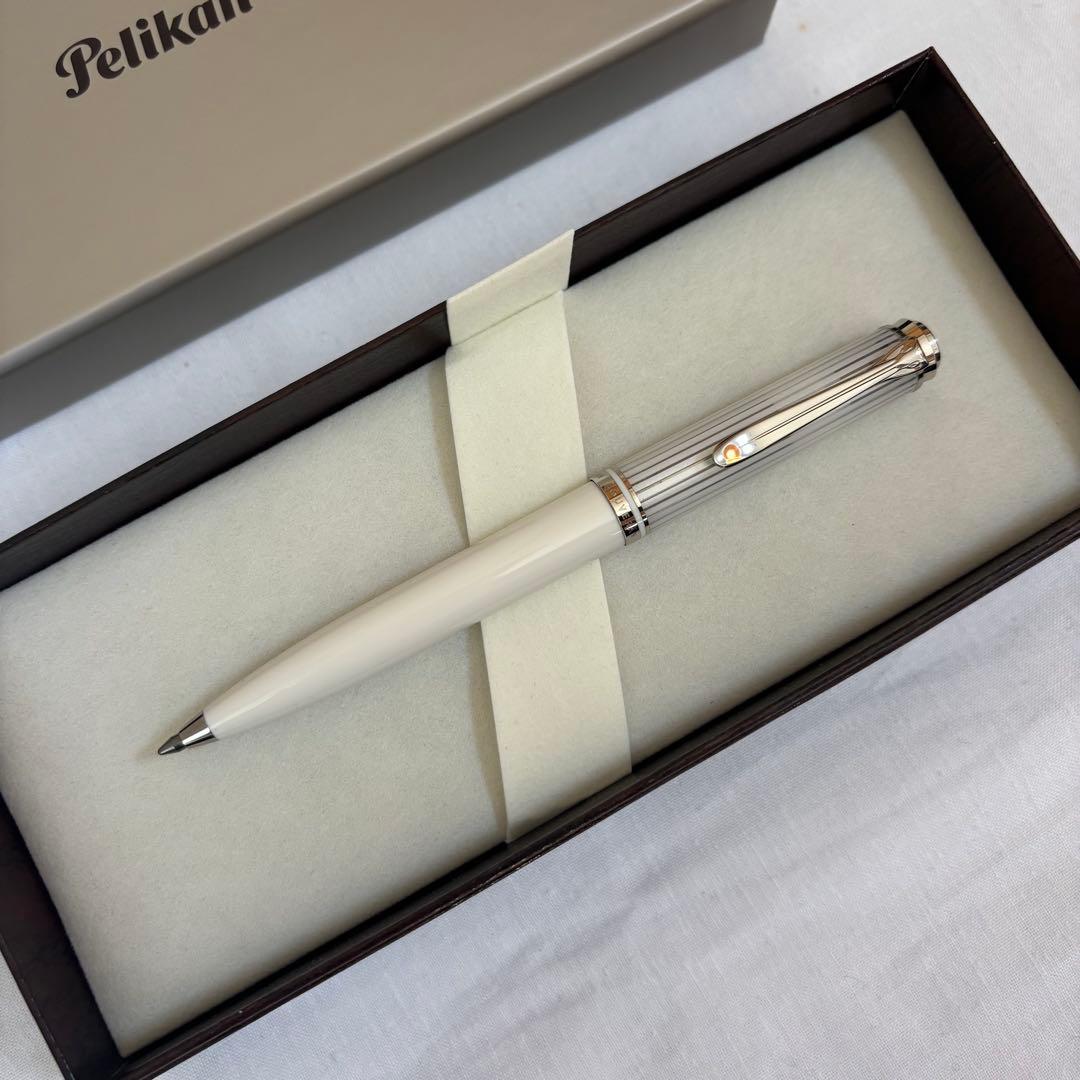 Pelikan ボールペン ホワイト ストライプデザイン