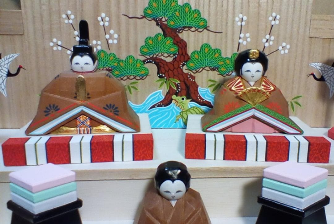 段雛(新品)　奈良一刀彫　特価(今年最終)