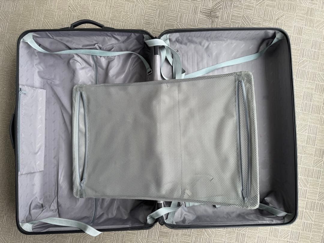 RIMOWA シルバー 大型104L