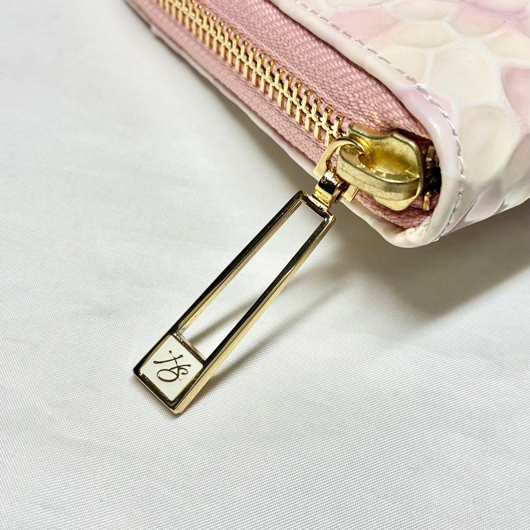 【新品】　ハースケジュール　チュレット　二つ折り財布　ホワイトローズ　人気