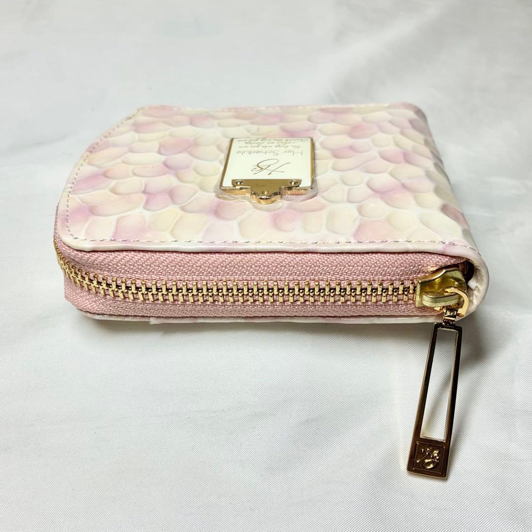 【新品】　ハースケジュール　チュレット　二つ折り財布　ホワイトローズ　人気